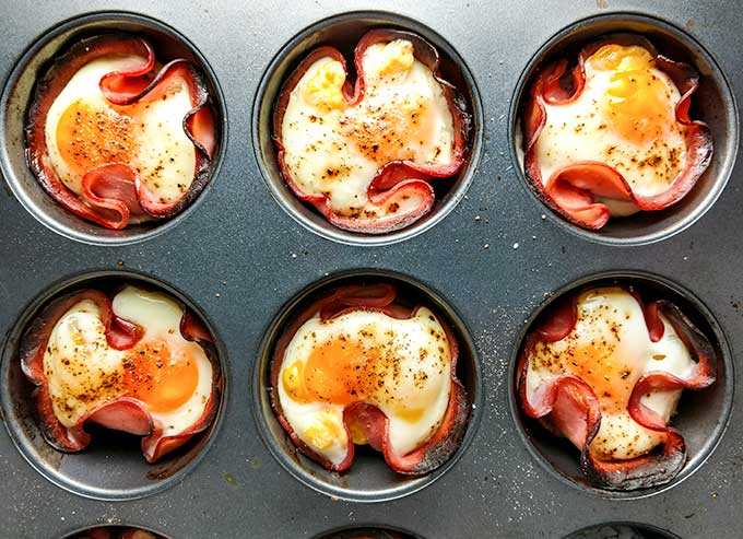 Baked Eggs In Ham Cups - On The Go Bites